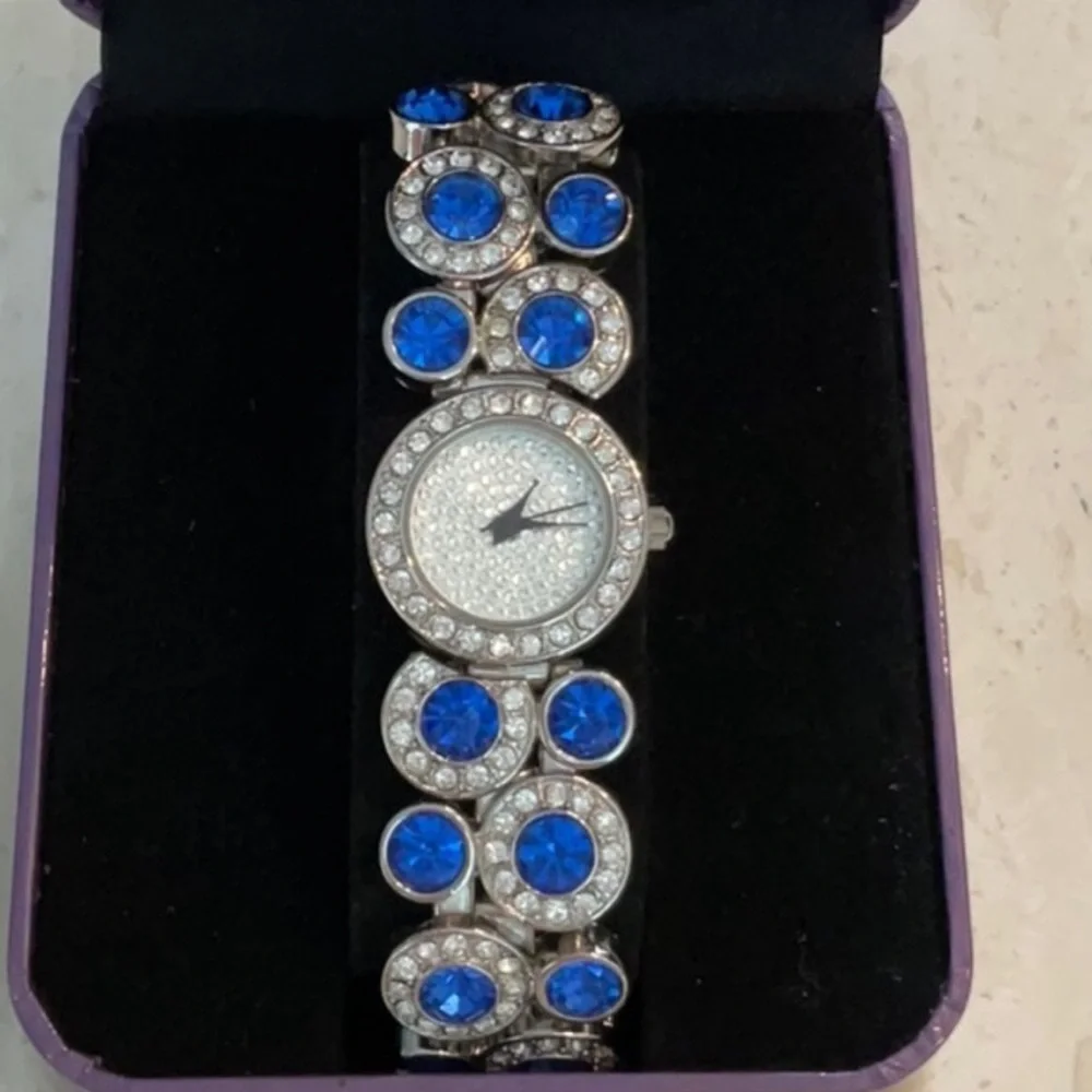 Swarovski Crystal Watch Suzanne Somers Simulated Diamonds & Sapphires Vintage